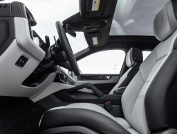 Porsche Cayenne Base Coupe AWD 2026