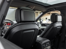 Porsche Cayenne Base Coupe AWD 2026