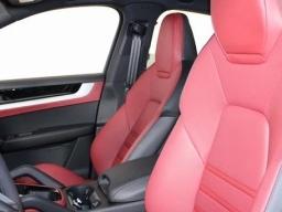 Porsche Cayenne Base Coupe AWD 2025