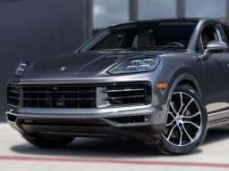 Porsche Cayenne Base Coupe AWD 2026