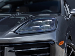 Porsche Cayenne Base Coupe AWD 2026