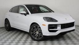 Porsche Cayenne Base Coupe AWD 2026