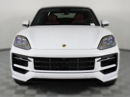 Porsche Cayenne Base Coupe AWD 2026