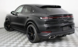 Porsche Cayenne Base Coupe AWD 2026