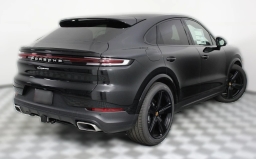 Porsche Cayenne Base Coupe AWD 2026