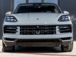 Porsche Cayenne Base Coupe AWD 2026