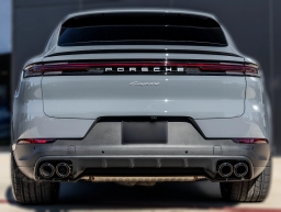 Porsche Cayenne Base Coupe AWD 2026