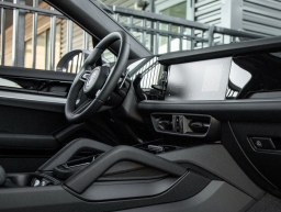 Porsche Cayenne Base Coupe AWD 2026