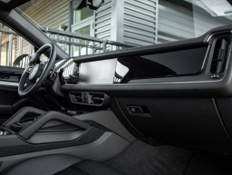 Porsche Cayenne Base Coupe AWD 2026