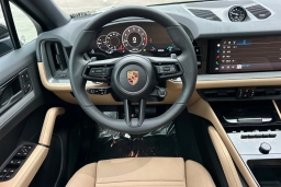 Porsche Cayenne Base Coupe AWD 2026