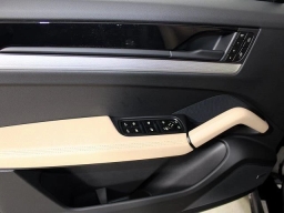 Porsche Cayenne Base Coupe AWD 2026