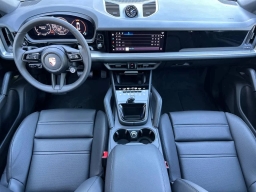 Porsche Cayenne Base Coupe AWD 2026