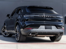Porsche Cayenne Base Coupe AWD 2026