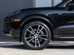 Porsche Cayenne Base Coupe AWD 2026