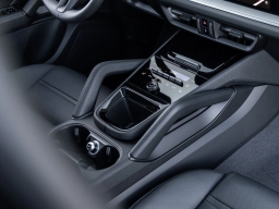 Porsche Cayenne Base Coupe AWD 2026