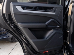 Porsche Cayenne Base Coupe AWD 2026