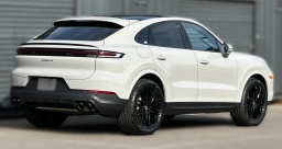 Porsche Cayenne Base Coupe AWD 2026