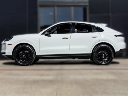 Porsche Cayenne Base Coupe AWD 2026