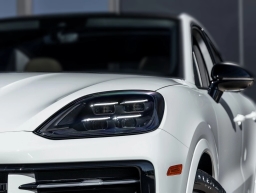 Porsche Cayenne Base Coupe AWD 2026