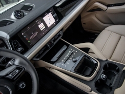 Porsche Cayenne Base Coupe AWD 2026