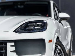 Porsche Cayenne Base Coupe AWD 2026