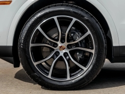 Porsche Cayenne Base Coupe AWD 2026