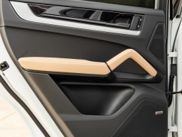 Porsche Cayenne Base Coupe AWD 2026