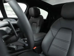 Porsche Cayenne Base Coupe AWD 2026