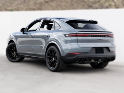 Porsche Cayenne Base Coupe AWD 2026