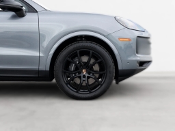 Porsche Cayenne Base Coupe AWD 2026