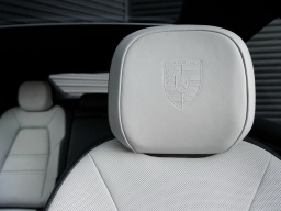 Porsche Cayenne Base Coupe AWD 2026