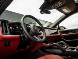 Porsche Cayenne Base Coupe AWD 2026