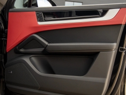 Porsche Cayenne Base Coupe AWD 2026