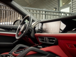 Porsche Cayenne Base Coupe AWD 2026