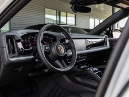 Porsche Cayenne Base Coupe AWD 2026