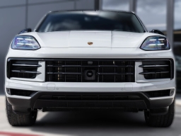 Porsche Cayenne Base Coupe AWD 2026