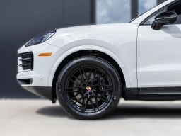Porsche Cayenne Base Coupe AWD 2026