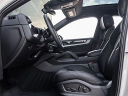 Porsche Cayenne Base Coupe AWD 2026