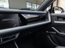 Porsche Cayenne Base Coupe AWD 2026