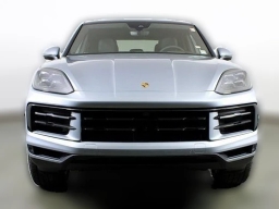 Porsche Cayenne Base Coupe AWD 2025