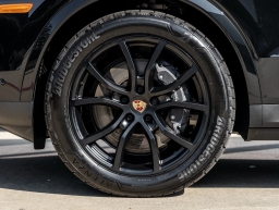 Porsche Cayenne Base Coupe AWD 2026