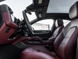 Porsche Cayenne Base Coupe AWD 2026