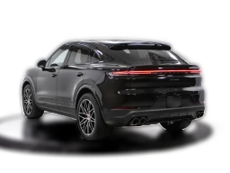 Porsche Cayenne Base Coupe AWD 2026