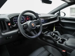 Porsche Cayenne Base Coupe AWD 2026