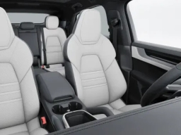 Porsche Cayenne Base Coupe AWD 2026