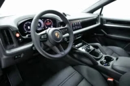 Porsche Cayenne Base Coupe AWD 2025