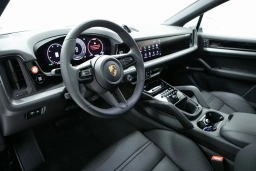 Porsche Cayenne Base Coupe AWD 2025