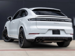 Porsche Cayenne Base Coupe AWD 2026