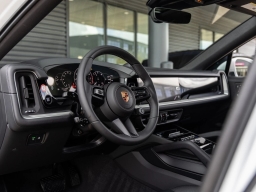 Porsche Cayenne Base Coupe AWD 2026