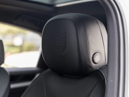 Porsche Cayenne Base Coupe AWD 2026